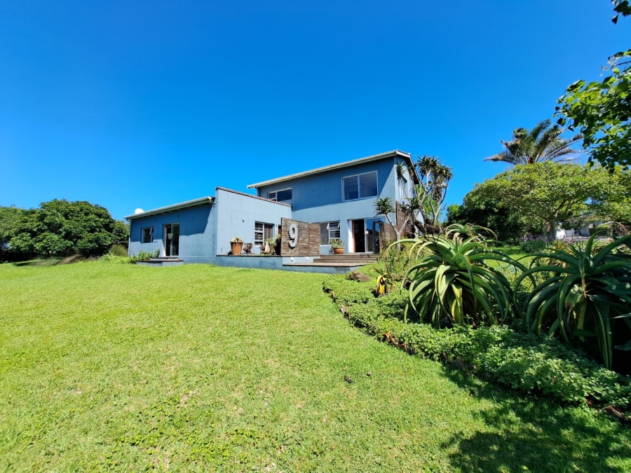 3 Bedroom Property for Sale in Sunrise On Sea Eastern Cape